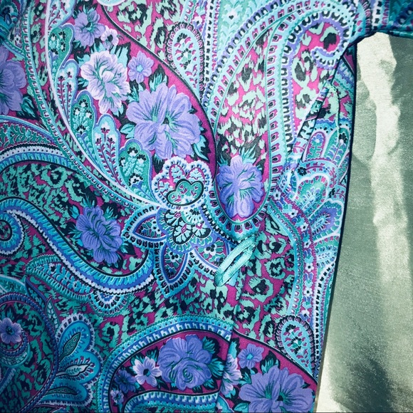 Exclusively Yours Robe Kimono - Picture 5 of 5